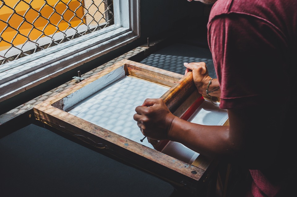 Advantages of Hiring a Professional Screen Printing Company